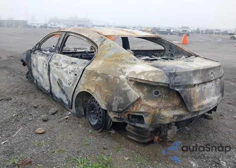 2015 Buick Lacrosse Leather z USA, uszkodzony, nr VIN 1G4GB5G34FF122772